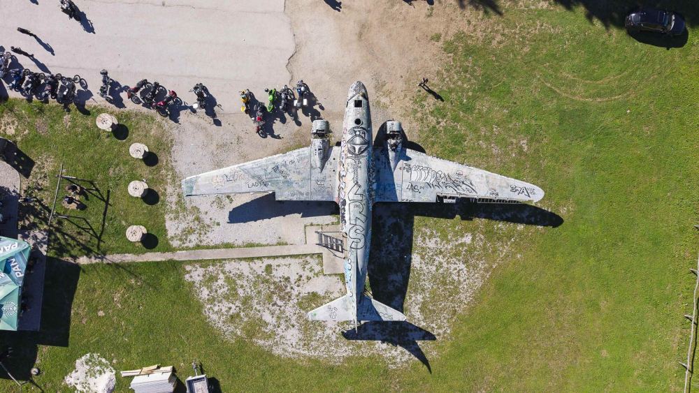 Douglas C-47 Dakota — Željava