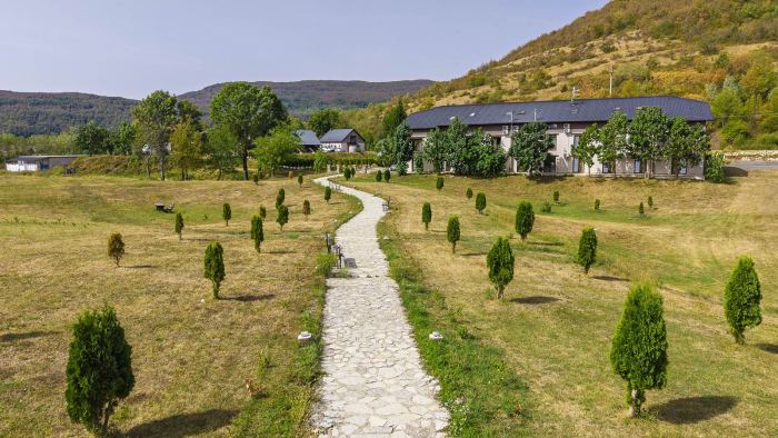 Big House Hotel — Hotel i okoliš 13